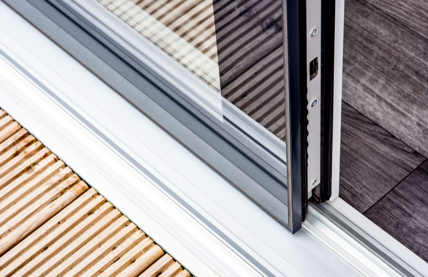Lumi Windows & Doors - Lift and Slide Doors